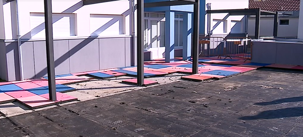 Escola sem equipamento