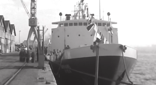 Visita de Manuel Pereira Crespo ao navio-bacalhoeiro “Santa Isabel”