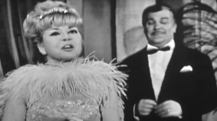 Tributo em Estúdio a Laura Alves