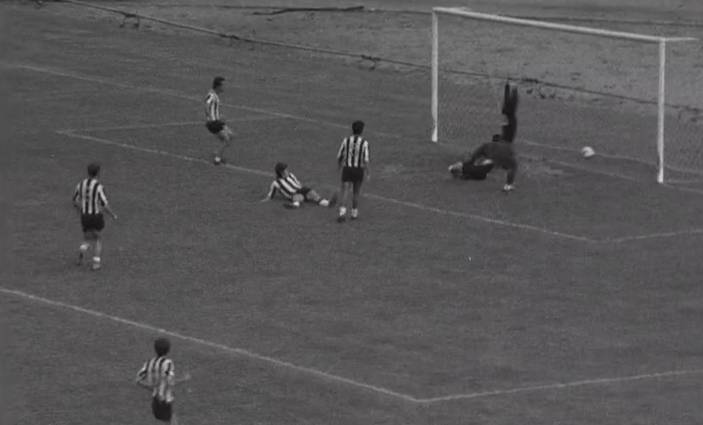 Futebol: União de Tomar vs Sporting Clube de Espinho