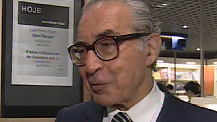 Tributo a Almeida Santos