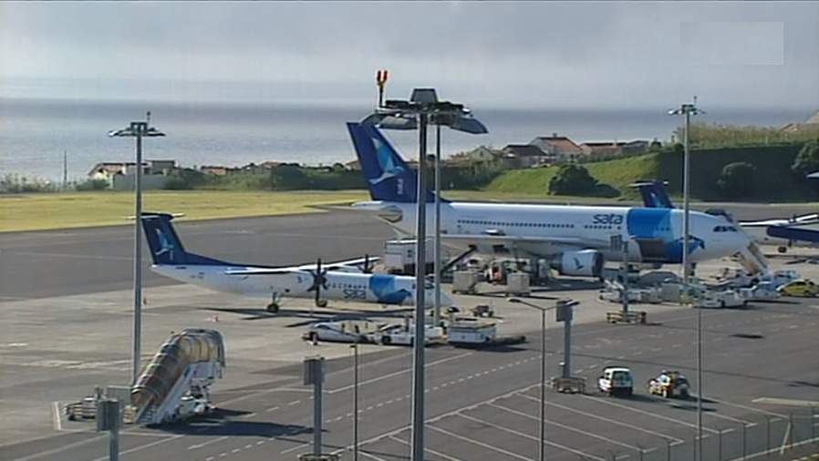 Movimento nos aeroportos dos Açores