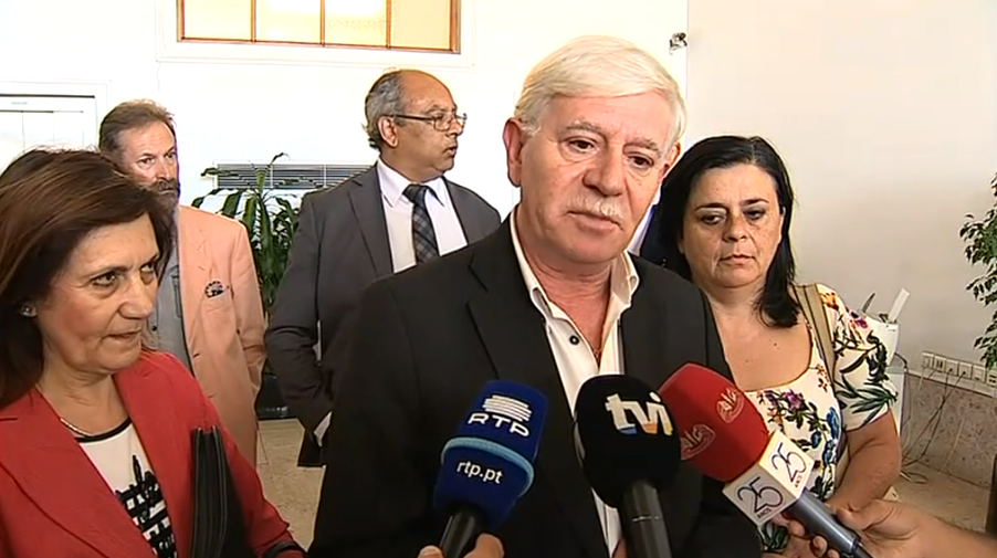 Reunião entre sindicatos e secretária de estado da Administração Pública