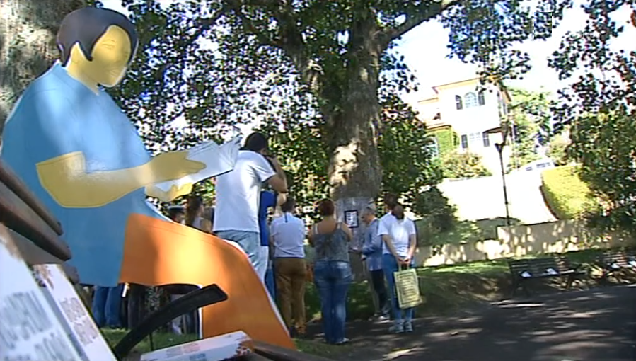 “Livros no Jardim Antero de Quental” em Ponta Delgada
