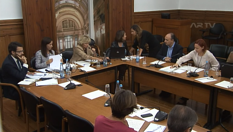 Precários do Estado