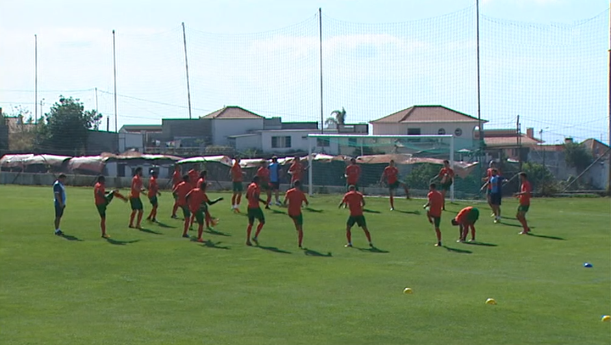 Futebol: treino da equipa do Marítimo