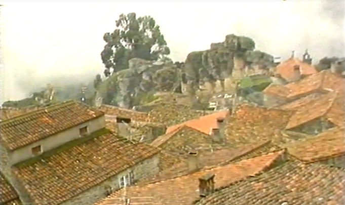 Obras de requalificação na aldeia de Monsanto