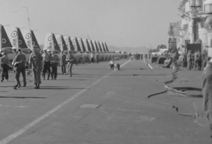 Porta-aviões da Armada Real Britânica em Lisboa