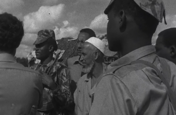 Confraternização da FRELIMO com população em Tete