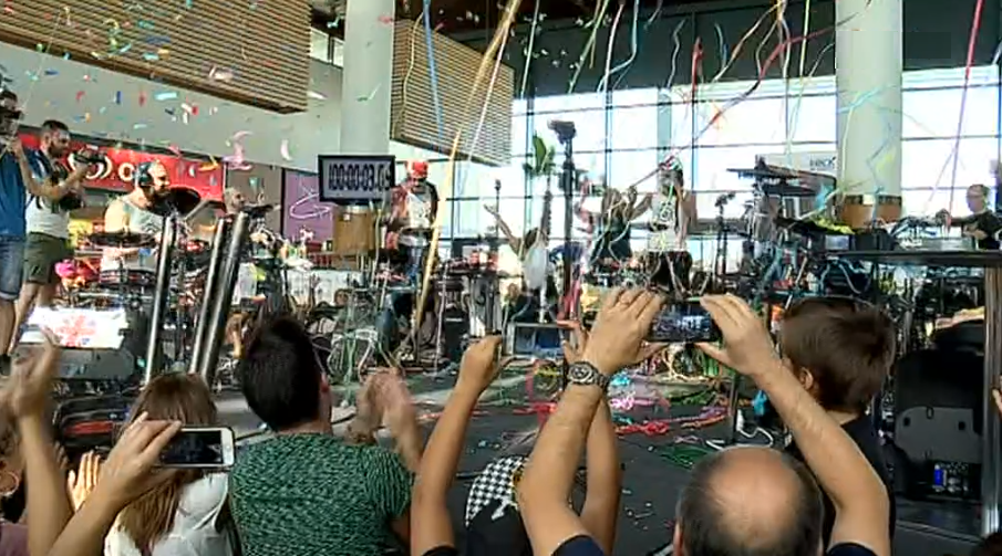 Recorde de toques de bateria no Guiness