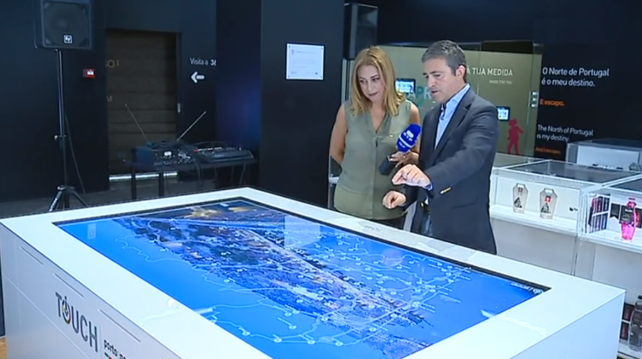Loja Interativa de Turismo no Porto II