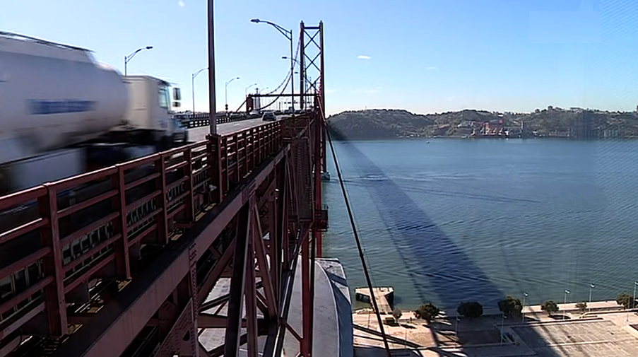 Miradouro “Pilar 7” na Ponte 25 de Abril