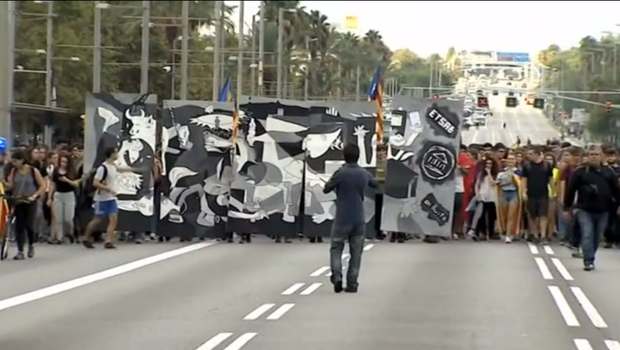 Polícia espanhola apreende material relacionado com o referendo na Catalunha