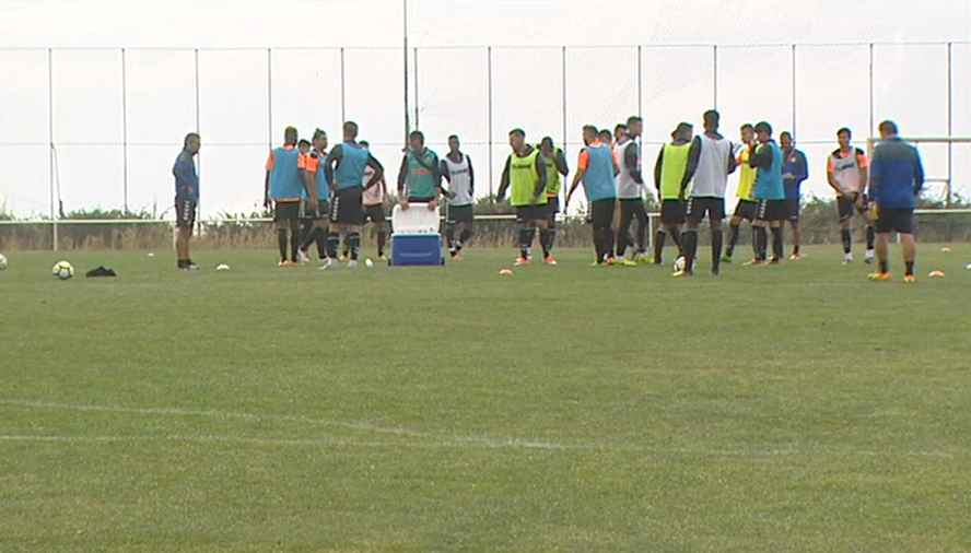 Futebol: Treino do Clube Desportivo Nacional