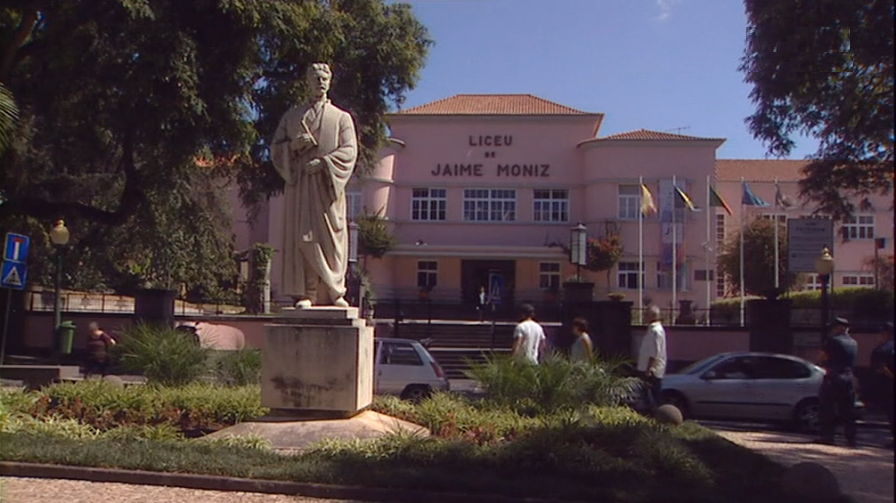 Comemorações do aniversário da Escola Secundária Jaime Moniz