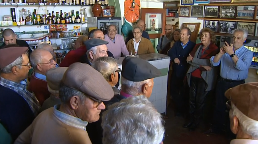 E um dia vieram os médicos