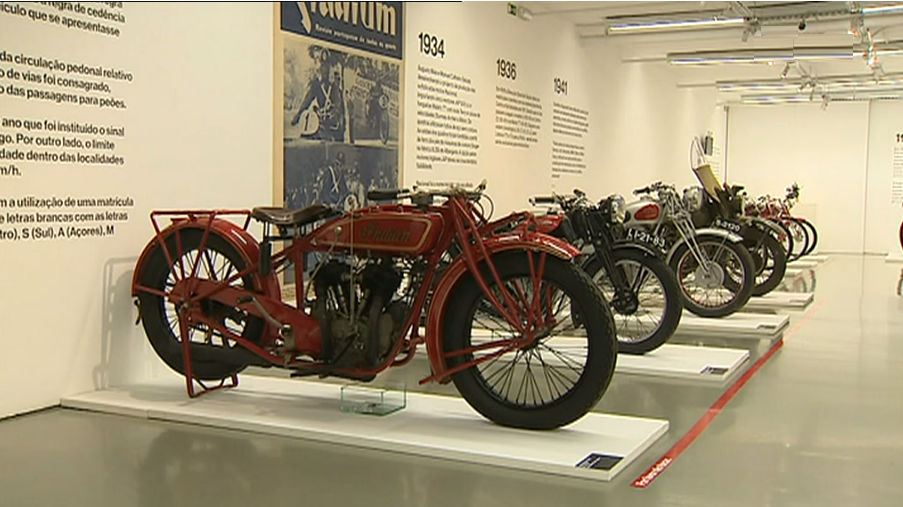 Exposição de motociclos em Matosinhos II