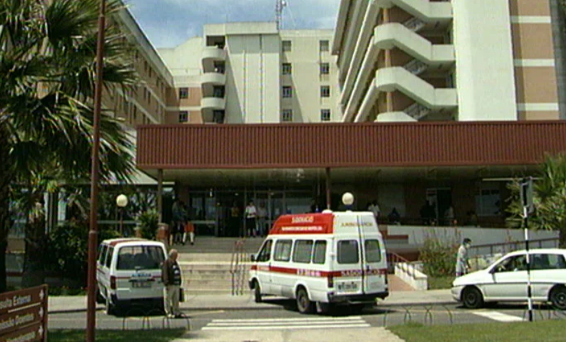 Caso mortal de meningite em Almada