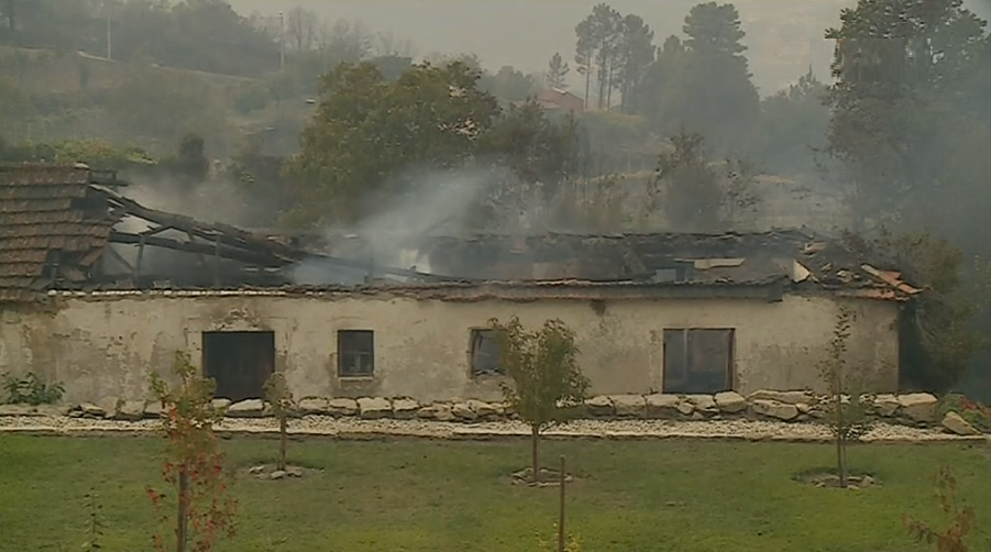 Incêndio florestal no concelho de Monção