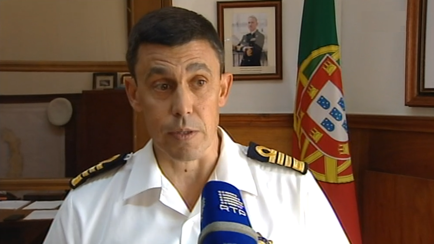 Preparativos para a passagem do furacão Ophelia