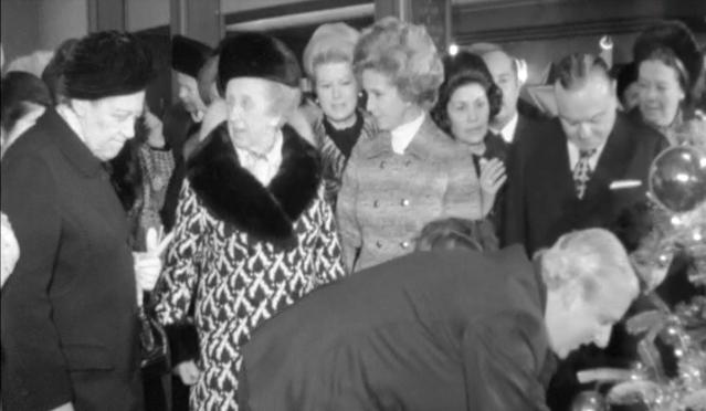 Gertrudes Rodrigues Tomás inaugura árvore de Natal