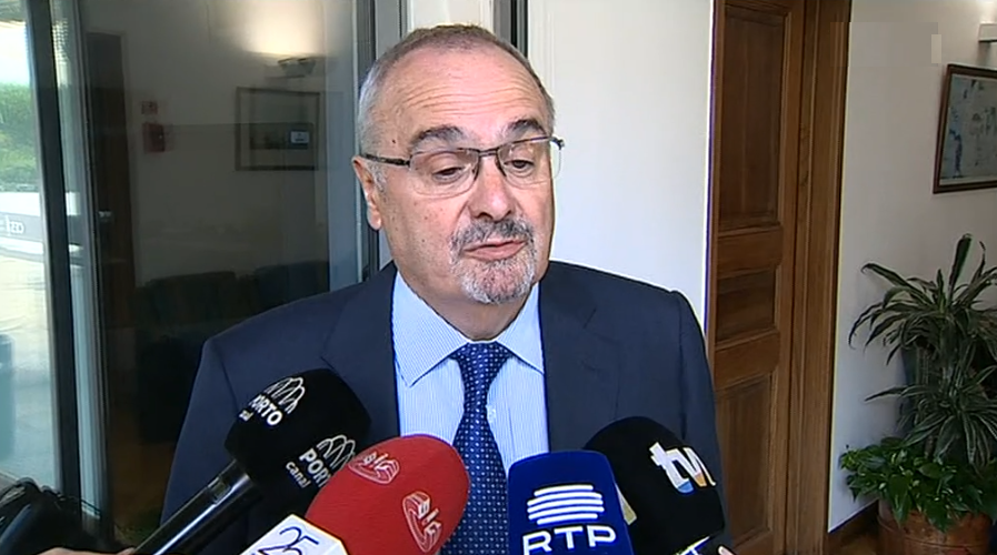 Mário Centeno com os parceiros sociais