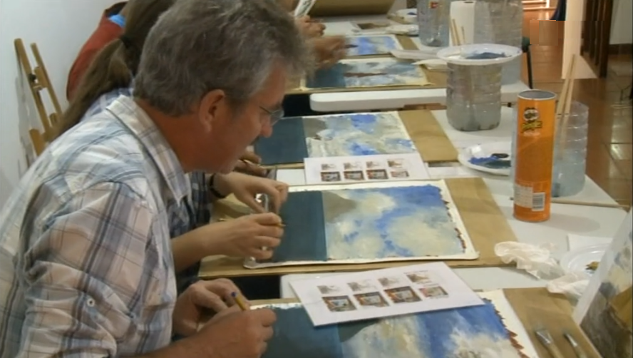 Workshop de pintura acrílica no Museu Francisco Lacerda