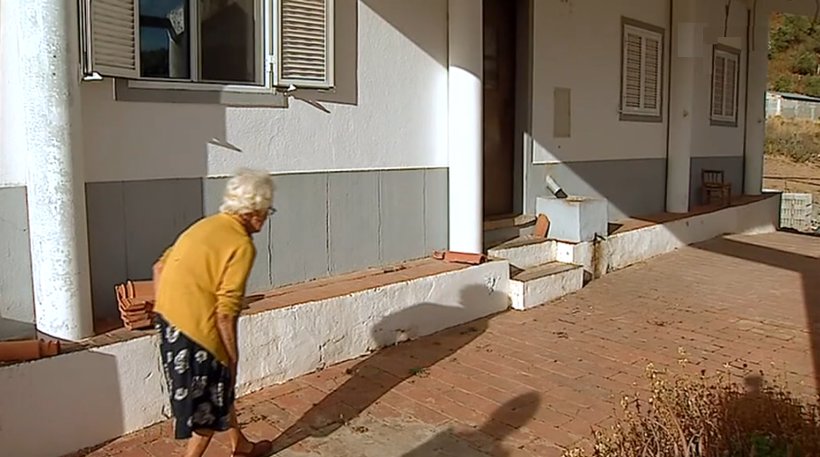 Reconstrução de habitações em São Brás de Alportel