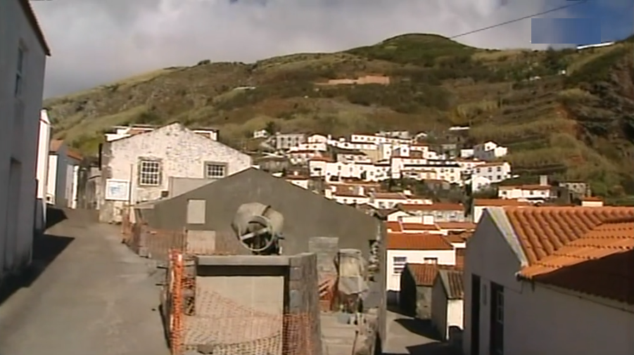 Central fotovoltaica no Corvo