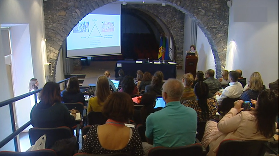 III Colóquio “Insula”