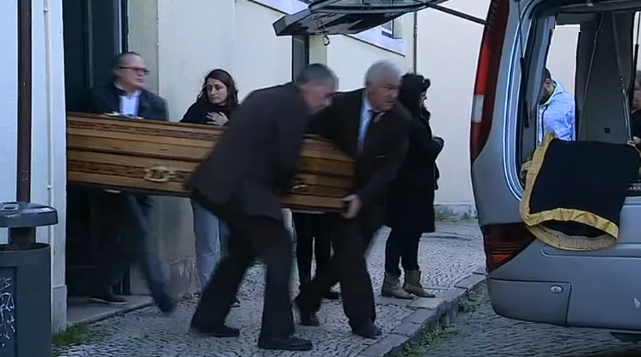 Autópsias às vítimas de Legionella