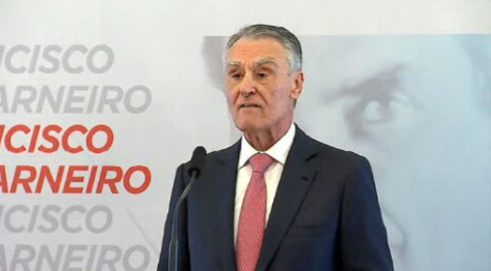 Cavaco Silva crítica Governo