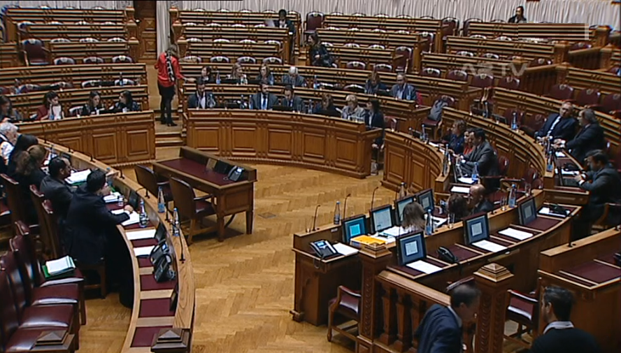 AR discute carreiras e salários dos professores