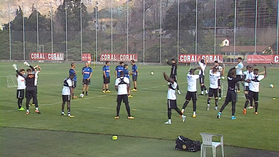 Futebol: Treino do Clube Desportivo Nacional