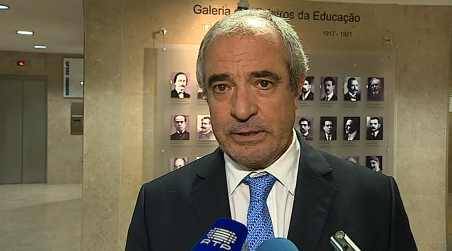 Negociações para a Educação