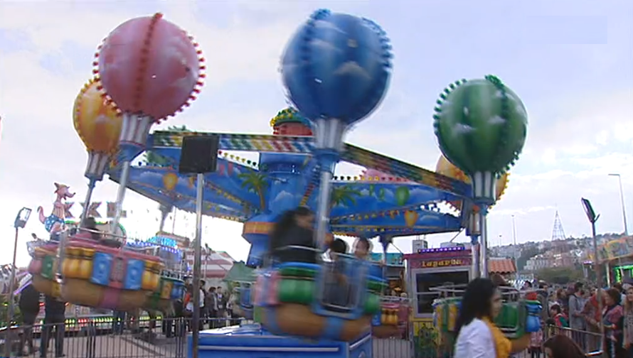 Populares reagem à instalação de parque de diversões no Funchal