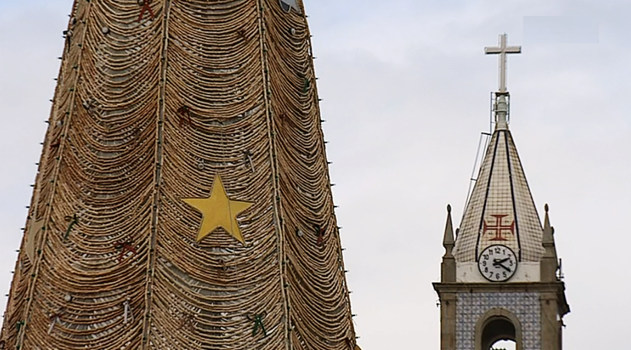 Árvore de Natal de cortiça em São Paio de Oleiros I