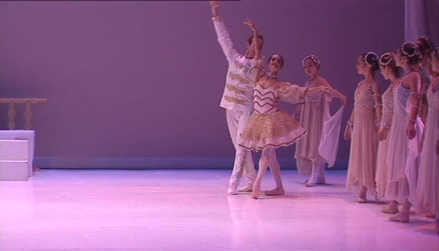 Bailado “Cinderela” da Escola de dança “Carlos Fernandes”