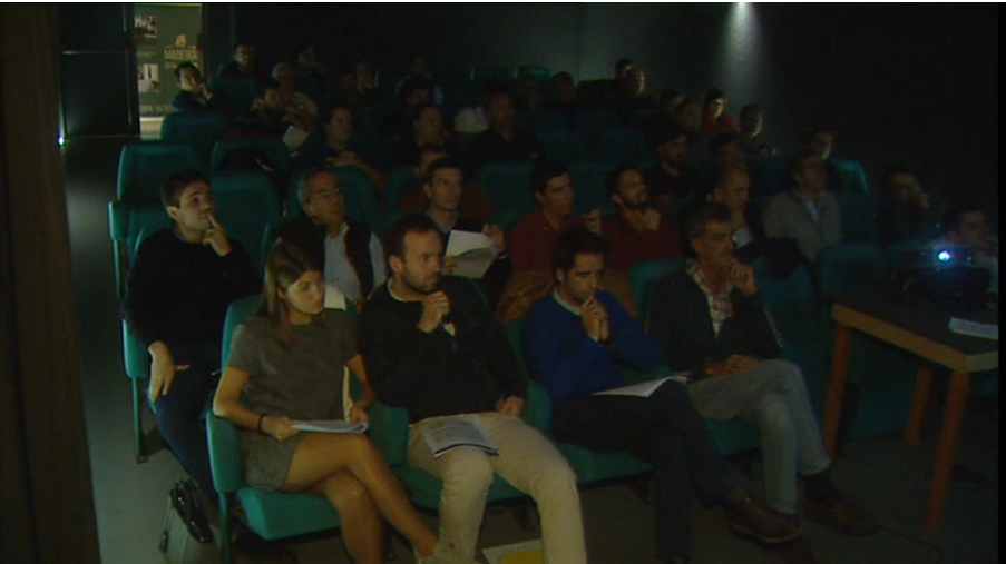 Encontro de equipas para discussão de regulamentos da AMAK