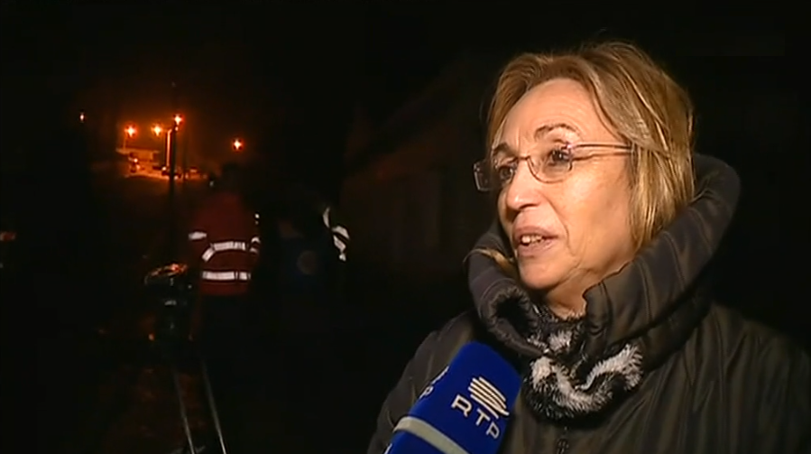 Rebentamento de conduta de água em São Pedro de Moel