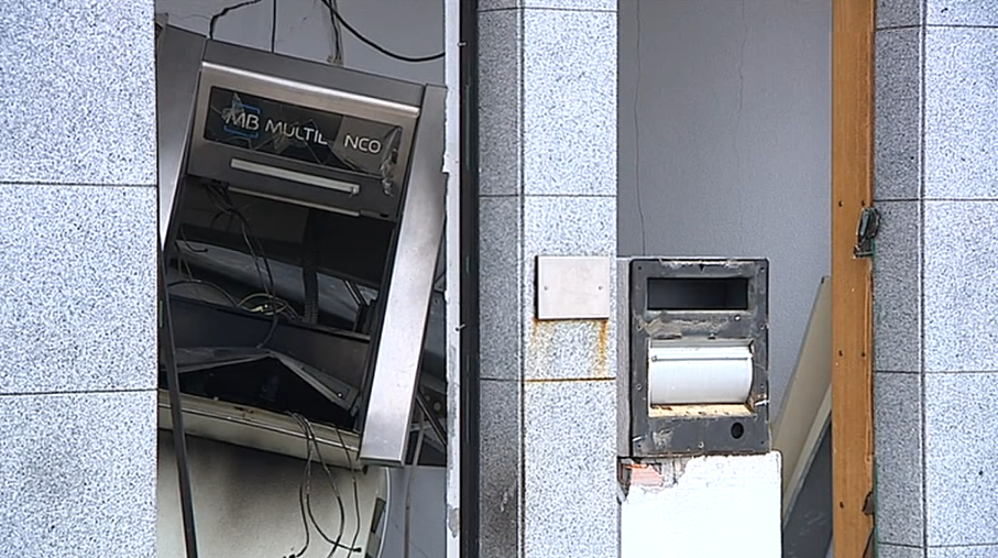 Investigação a assaltos a multibancos