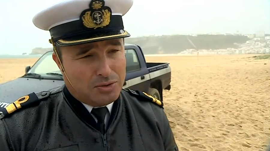 Desaparecimento de jovem na praia da Nazaré