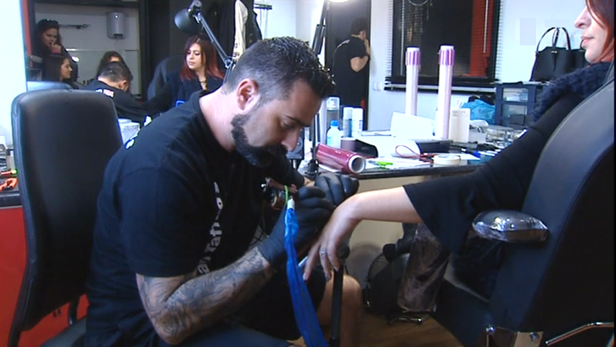 Tatuagens solidárias no Funchal