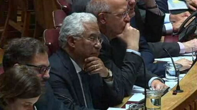 Chumbo da Lei de Bases da Saúde