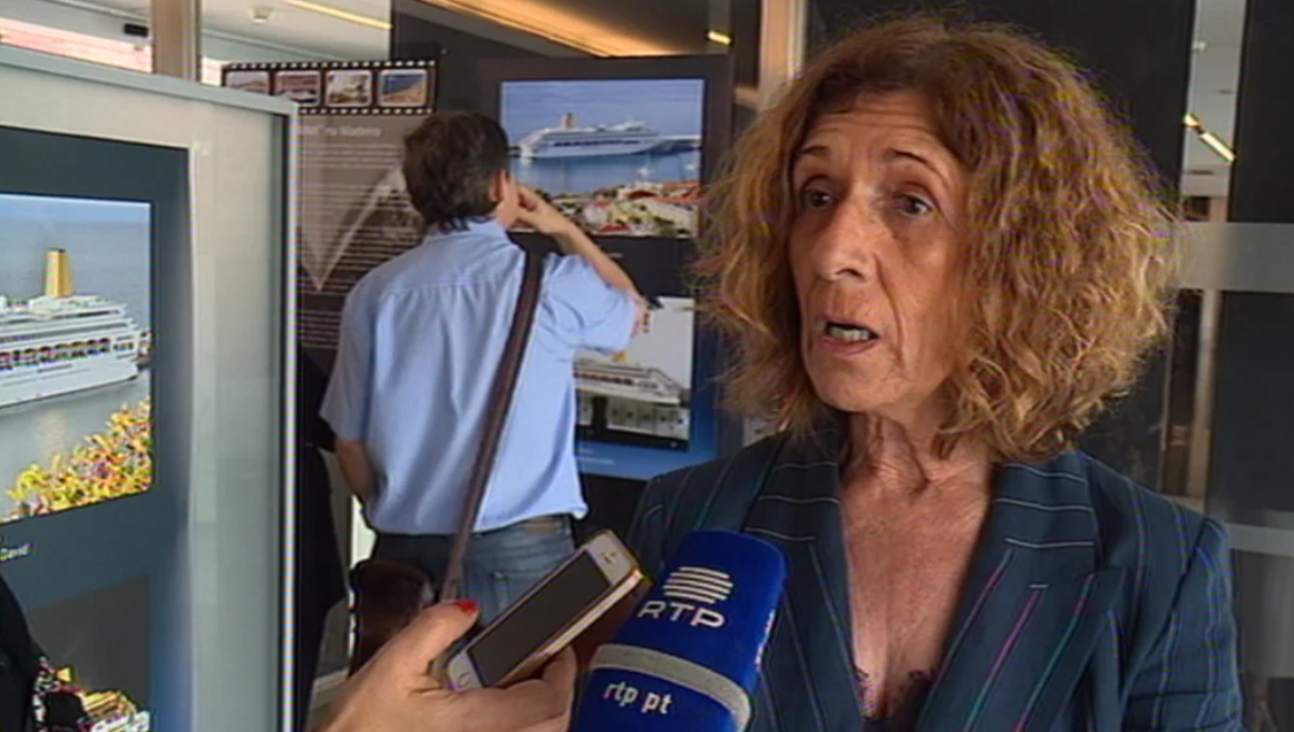 Escala do navio de cruzeiro Oriana no porto do Funchal