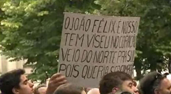 João Félix homenageado em Viseu