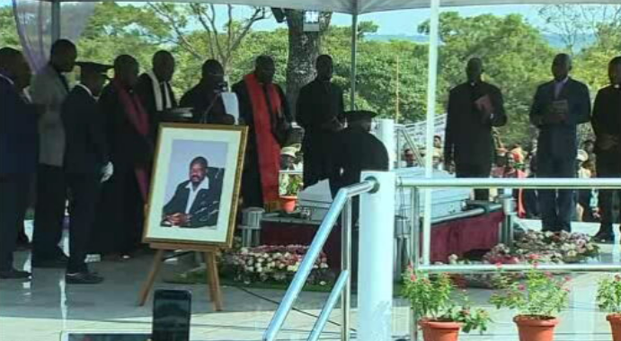 Cerimónias fúnebres a Jonas Savimbi