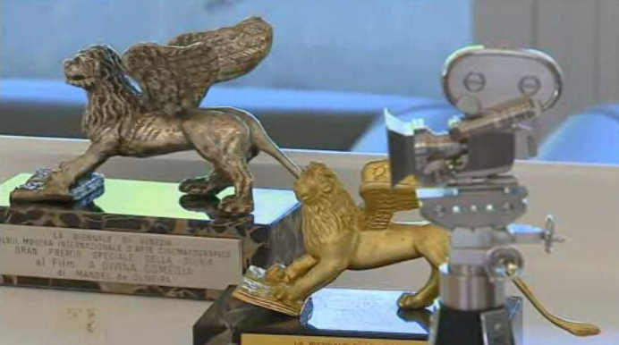 Casa Manoel Oliveira