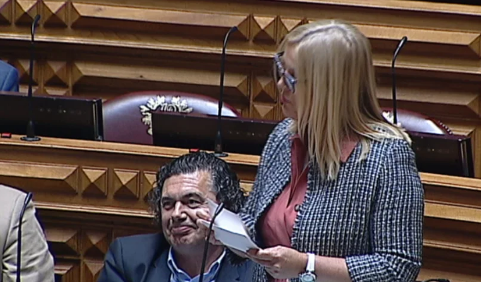 Aprovação do fim das taxas moderadores nos centros de saúde