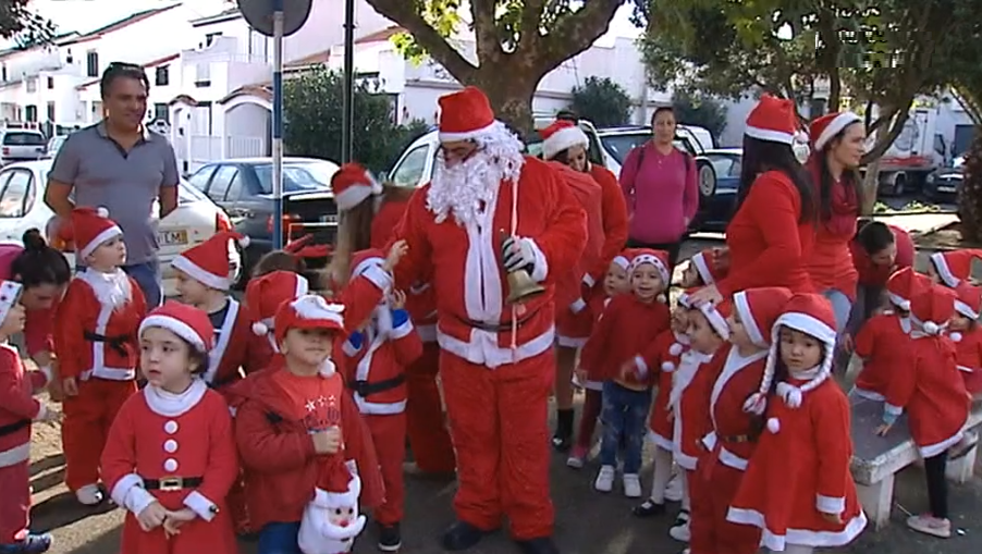 Cortejo de Pais Natal em Rabo de Peixe